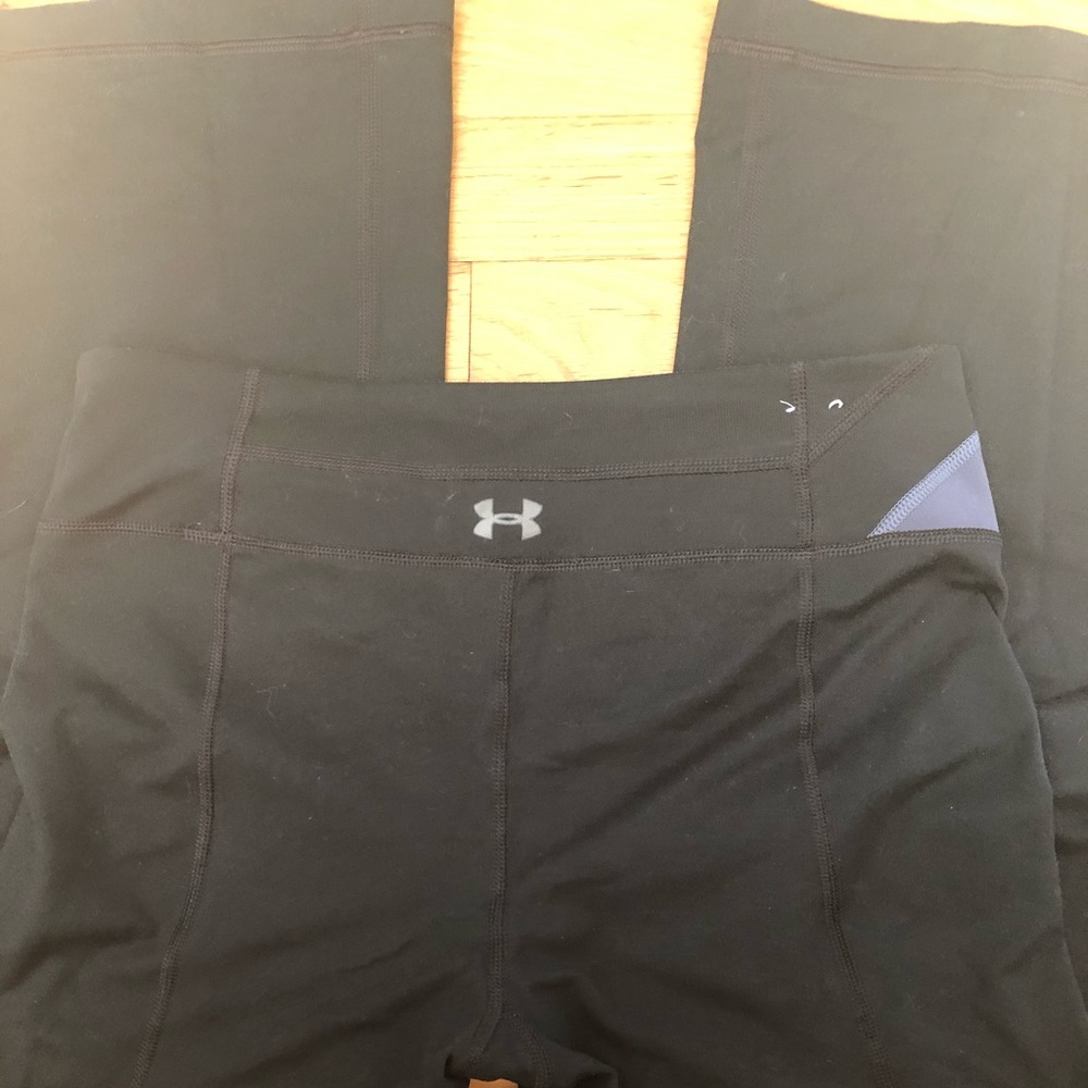 Under Armor Leggings - Picture 3 of 4